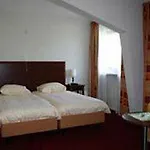 De Brabantse Biesbosch Hotel