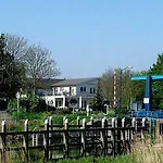 Hotel De Brabantse Biesbosch 3*