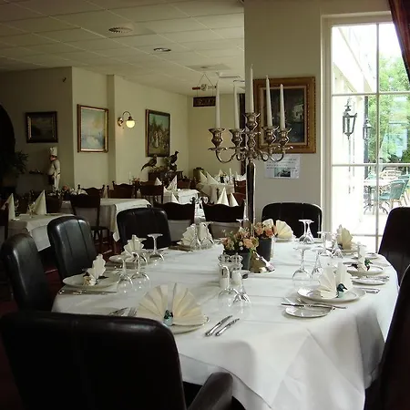 De Brabantse Biesbosch Hotel 3*