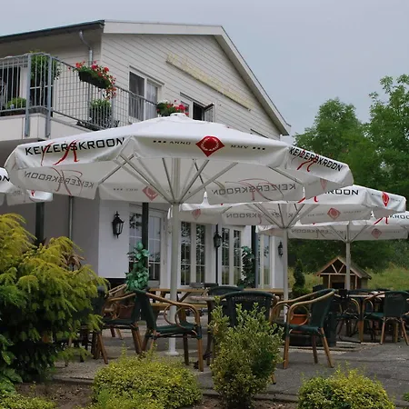 Hotel De Brabantse Biesbosch 3*