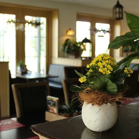 Hotel De Brabantse Biesbosch 3*