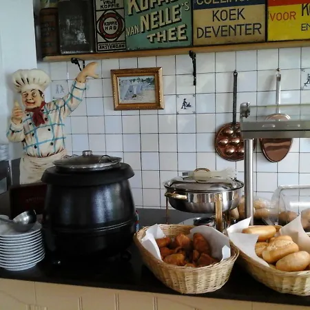 De Brabantse Biesbosch Hotel