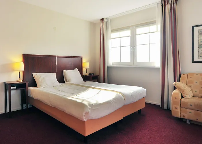 Hotel De Brabantse Biesbosch 3*