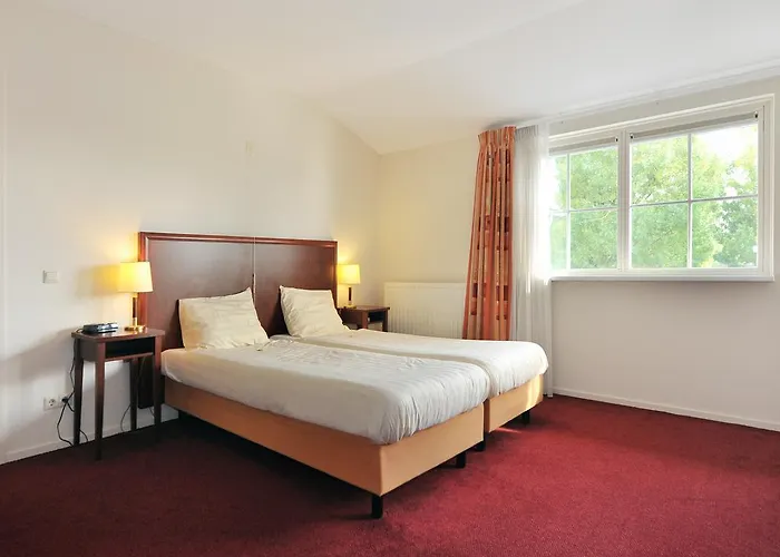 Hotel De Brabantse Biesbosch 3*