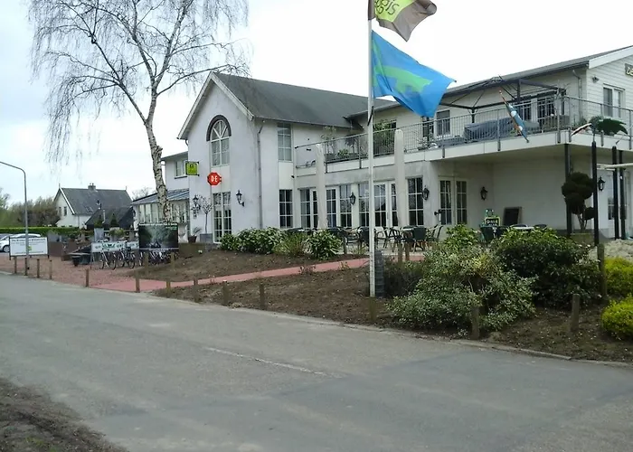 Отель De Brabantse Biesbosch